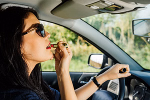driving-distracted