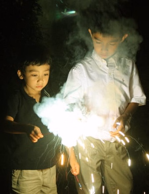 sparkler-boys-1393685