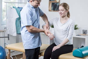 woman-at-the-doctors